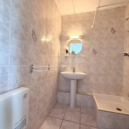 Apartamento Plein Centre Et Parking Châtel-Guyon